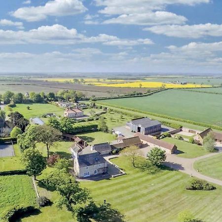 Charming Hen Cottage Countryside Retreat Lincoln Newball エクステリア 写真