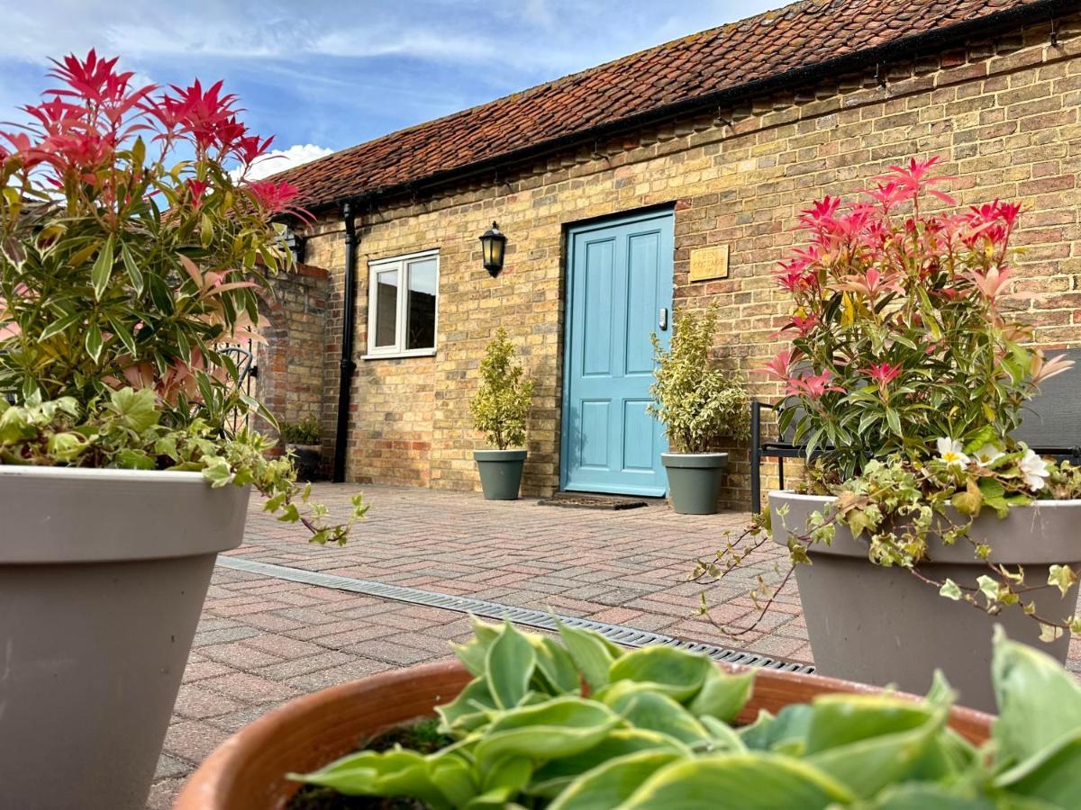 Charming Hen Cottage Countryside Retreat Lincoln Newball エクステリア 写真