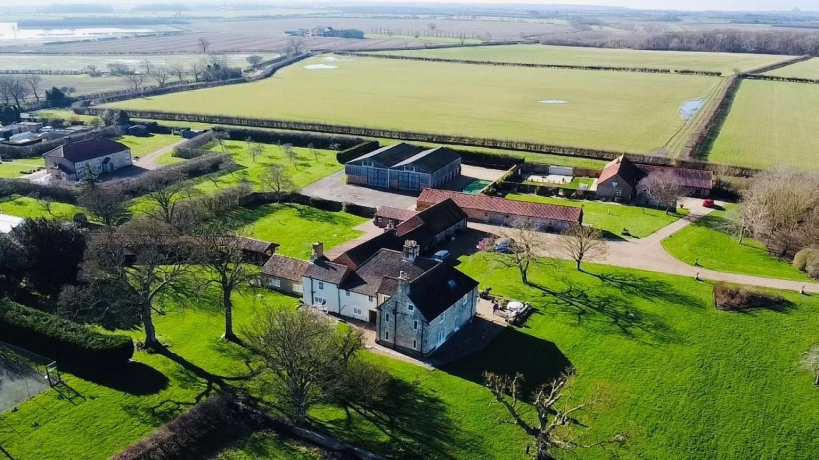 Charming Hen Cottage Countryside Retreat Lincoln Newball エクステリア 写真