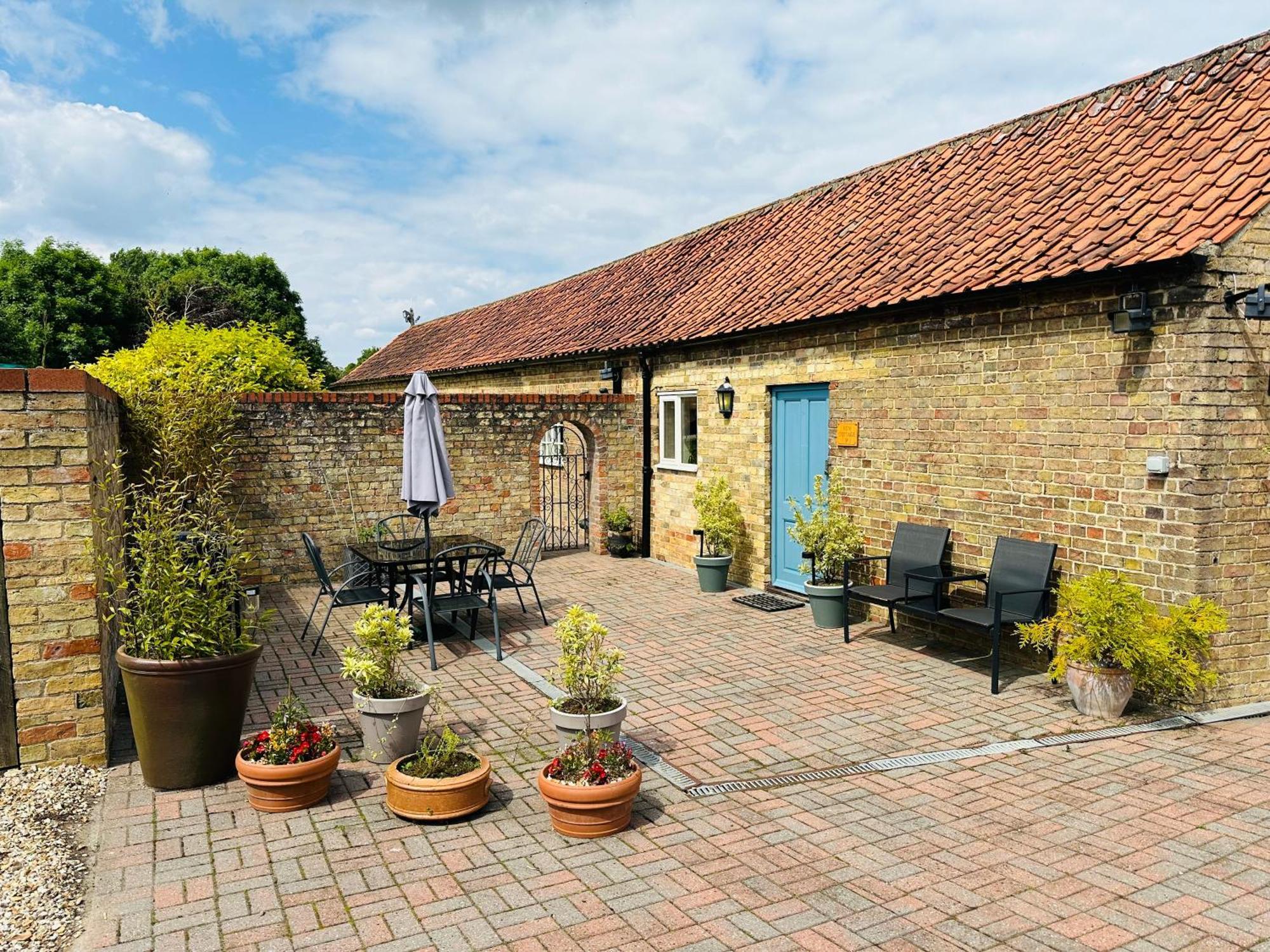 Charming Hen Cottage Countryside Retreat Lincoln Newball エクステリア 写真